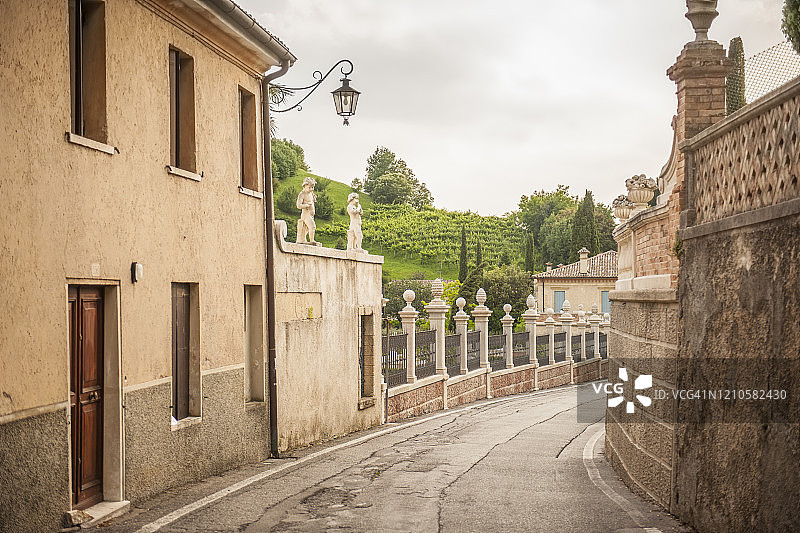 卡诺瓦大街图片素材