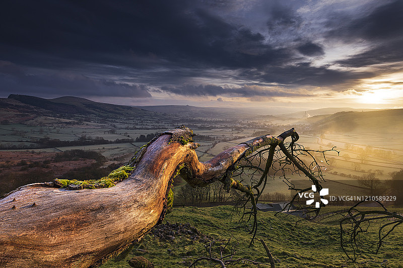 情人节德比郡日出，峰区，英国图片素材