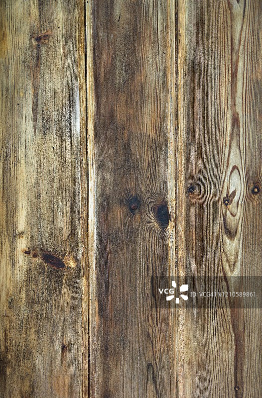 用苏格兰松木板建造的门图片素材
