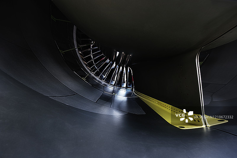 巨型涡轮喷气发动机图片素材