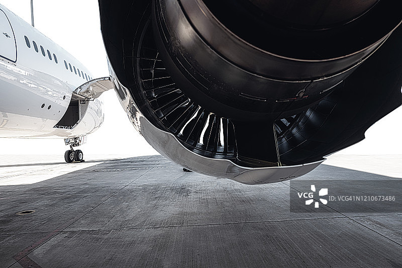 巨型涡轮喷气发动机图片素材