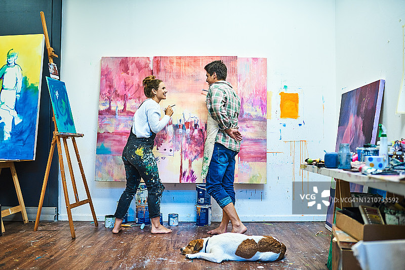 他们不仅分享爱，还分享激情图片素材