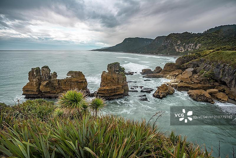 新西兰南岛帕帕罗瓦国家公园的海岸风光图片素材