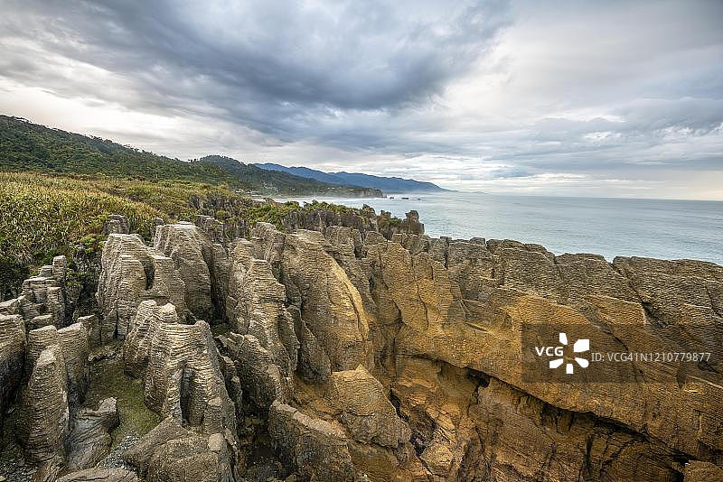 新西兰南岛帕帕罗瓦国家公园的海岸风光图片素材