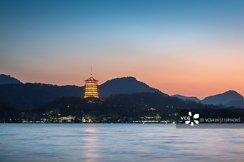 杭州雷峰塔日落景观图片素材