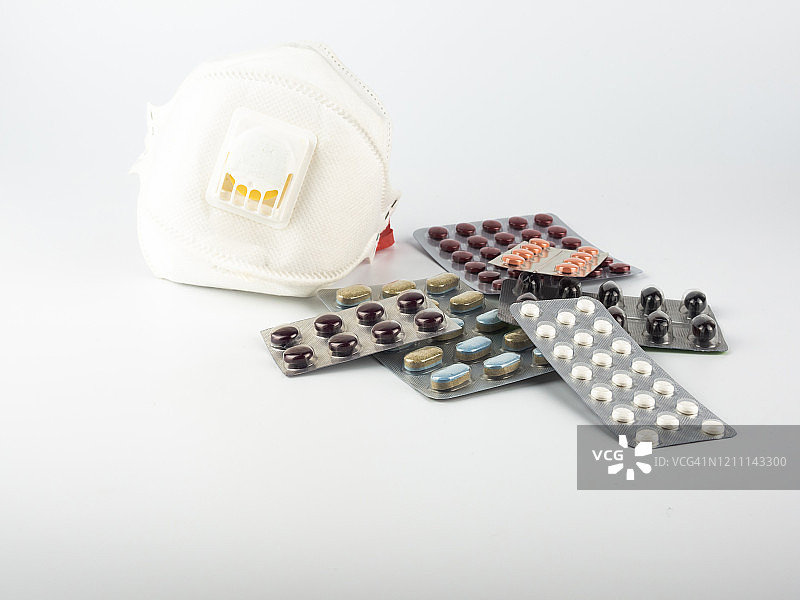 药片和平安口罩图片素材