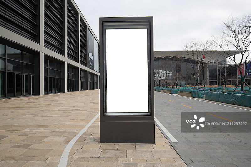 街上的空白广告牌图片素材