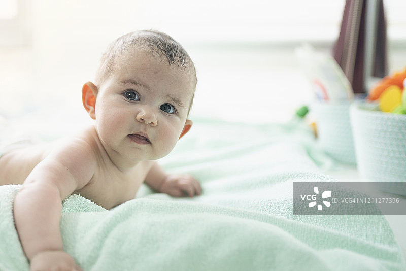 婴儿水疗图片素材