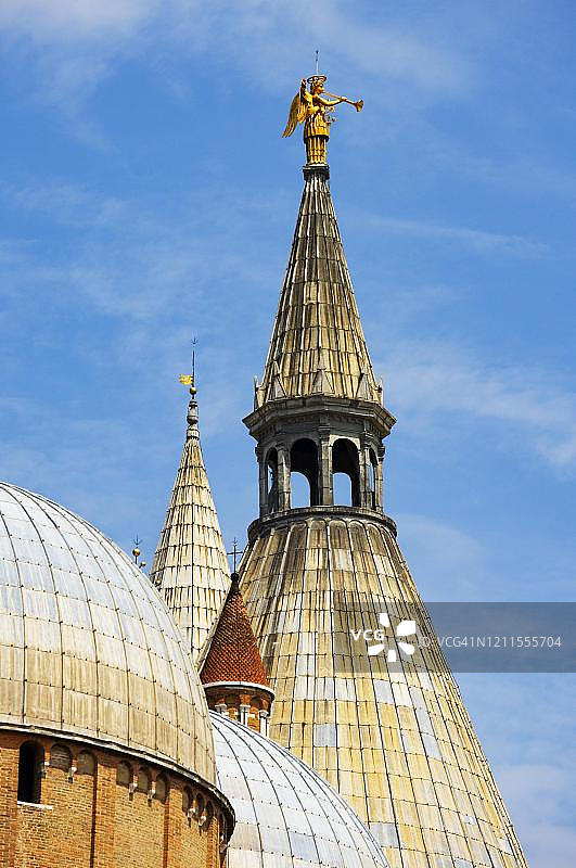 大教堂圆顶和钟楼,大教堂广场与圣安东尼大教堂,圣安东尼大教堂,帕多瓦,帕多瓦省,威尼托,意大利图片素材