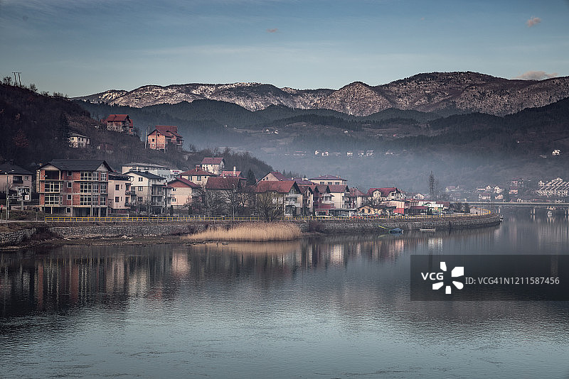 德里纳河，维舍格勒，波斯尼亚和黑塞哥维那图片素材