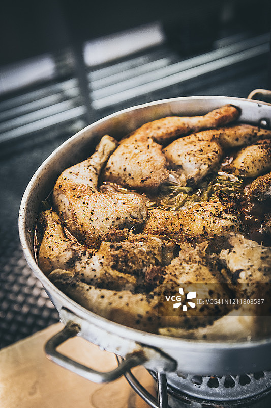 耶路撒冷美食：鸡肉索夫利托图片素材