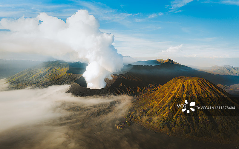 印度尼西亚布罗莫火山图片素材