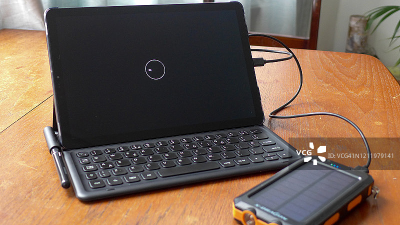 科技设备充电共享图片素材