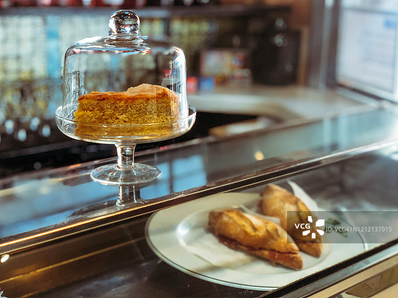 吧台上的早餐图片素材
