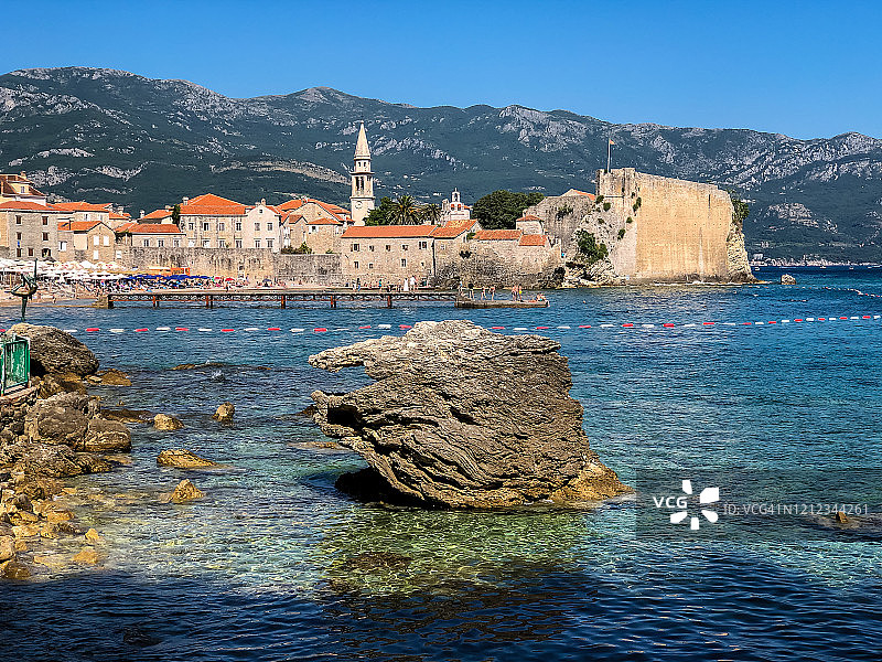 黑山布德瓦老城侧面视图图片素材