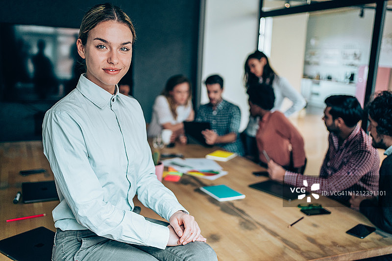 为我的团队的成就感到自豪图片素材
