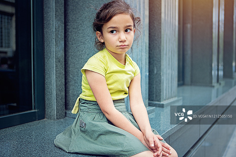 沮丧的小女孩图片素材