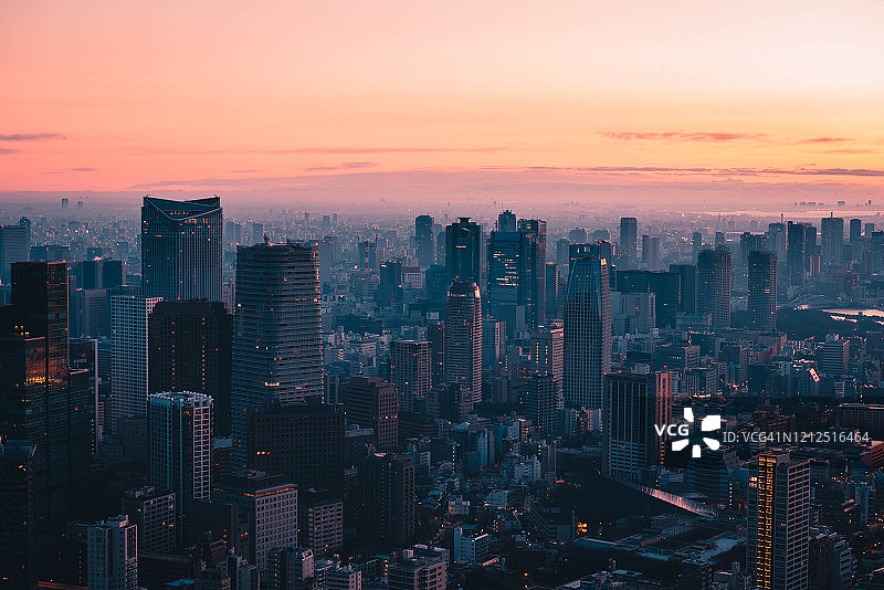东京黎明天际线图片素材