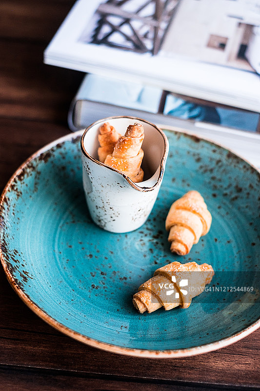 自制光明节甜点：拉古拉饼干图片素材