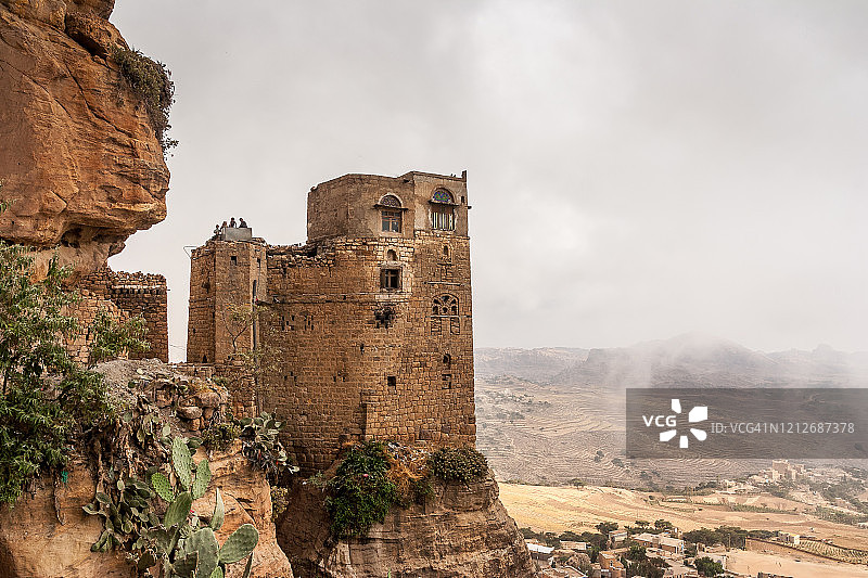 阿-塔维拉镇的防御房屋图片素材