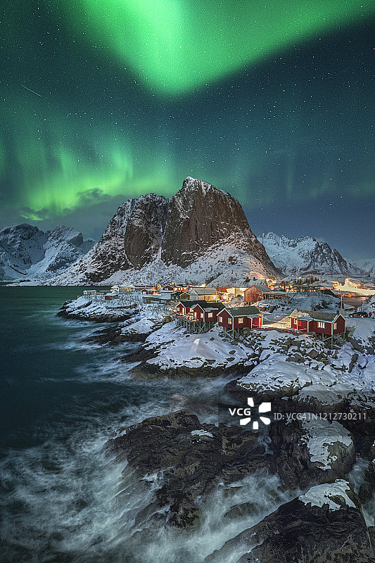 哈姆诺伊（罗弗敦群岛）的北极光图片素材