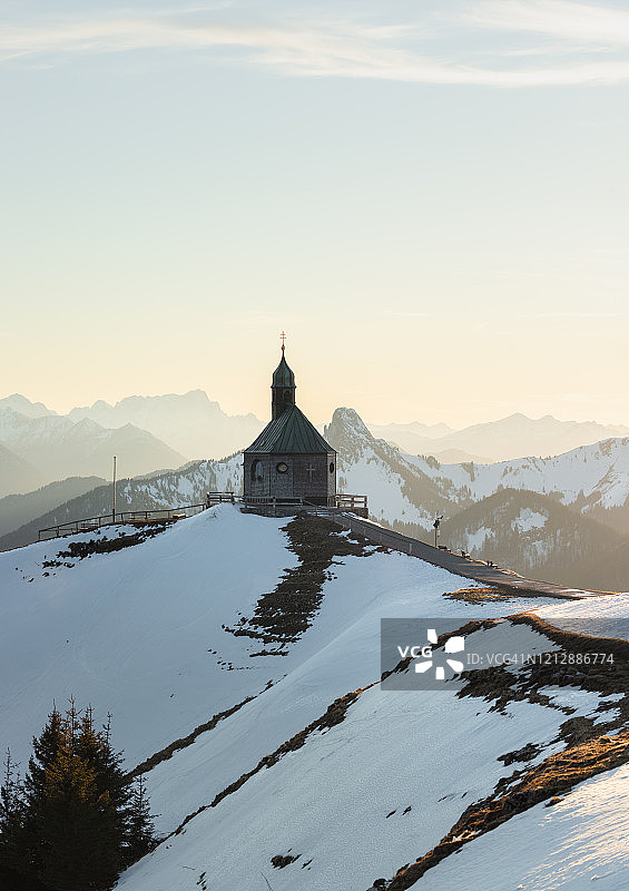 泰根湖-瓦尔贝格山图片素材