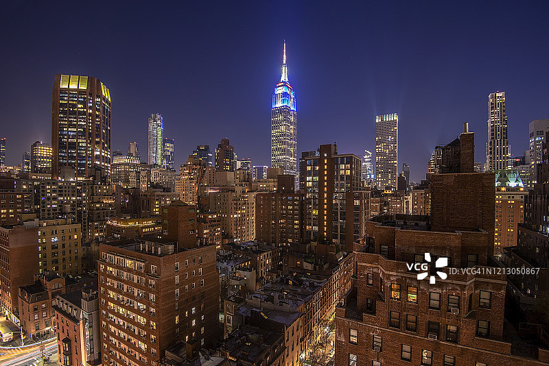 纽约市中心夜景鸟瞰图片素材
