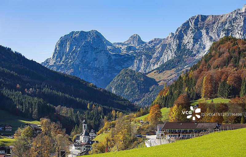 德国巴伐利亚贝希特斯加德纳兰德与赖特阿尔卑斯山的拉姆绍图片素材