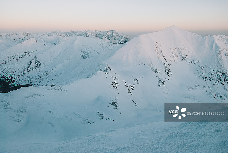 高塔特拉山日落图片素材