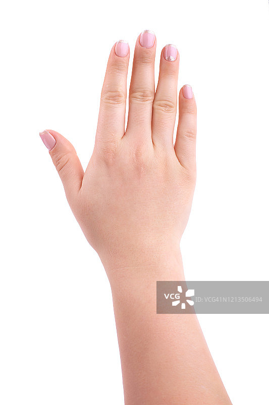 做过法式美甲的女人手部，白色背景图片素材