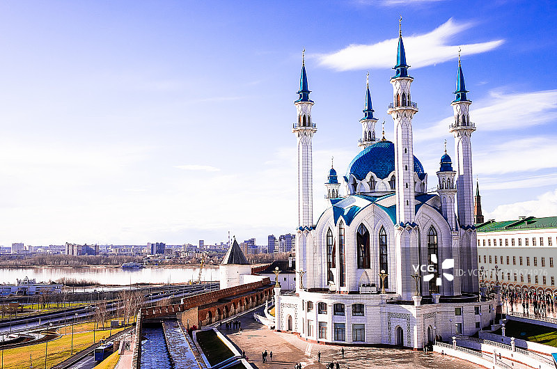 俄罗斯喀山库尔·沙里夫清真寺：俄罗斯最大的清真寺之一图片素材
