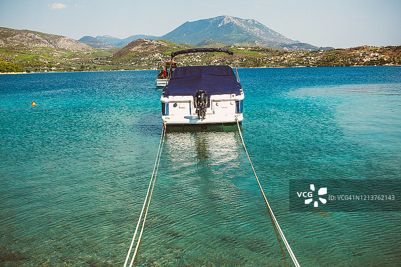 希腊埃维亚岛利姆尼村全景图片素材