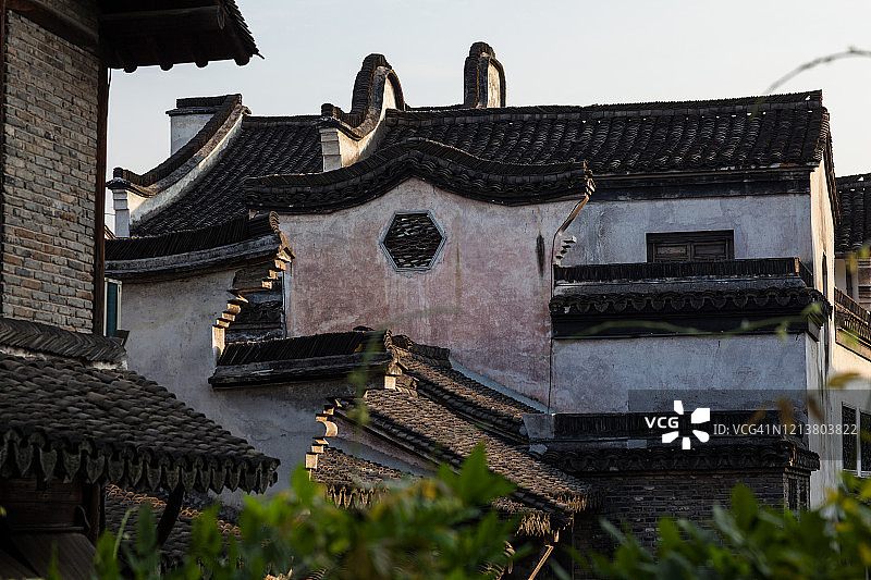 乌镇水乡的夏日清晨图片素材