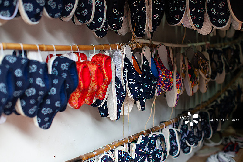 乌镇水乡的传统鞋店图片素材