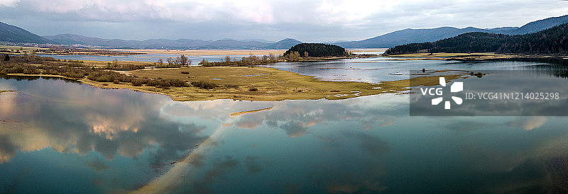 湖泊全景图片素材