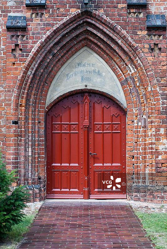 瓦伦教堂大门，梅克伦堡-西波美拉尼亚州，德国图片素材
