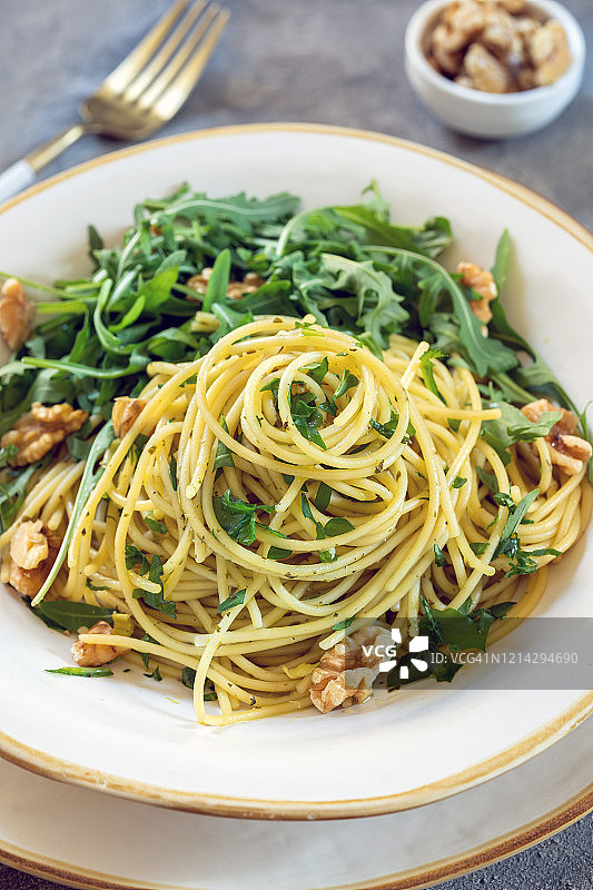 香蒜酱火箭菜意面图片素材