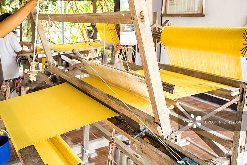 老式传统织布机特写图片素材