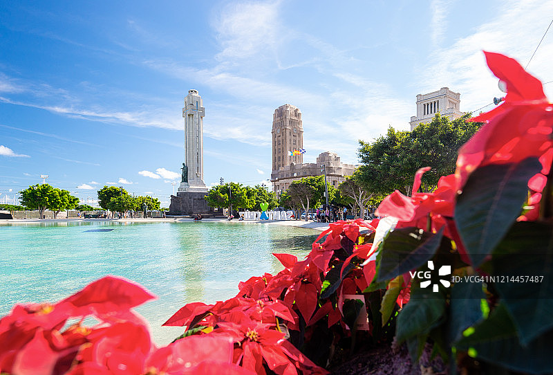 西班牙广场圣诞装饰（特内里费岛圣克鲁斯市，加那利群岛）图片素材