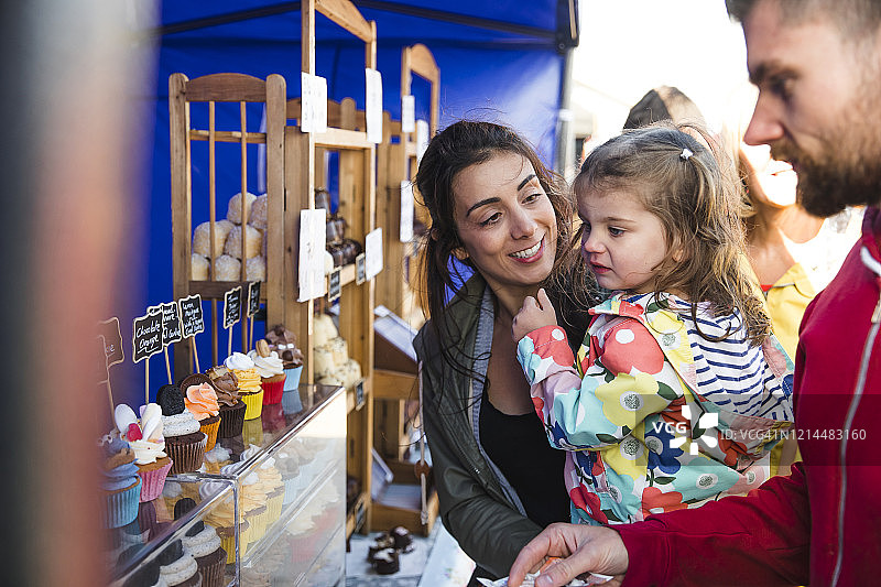 你喜欢哪种纸杯蛋糕？图片素材