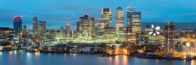 英国伦敦金丝雀码头图片素材