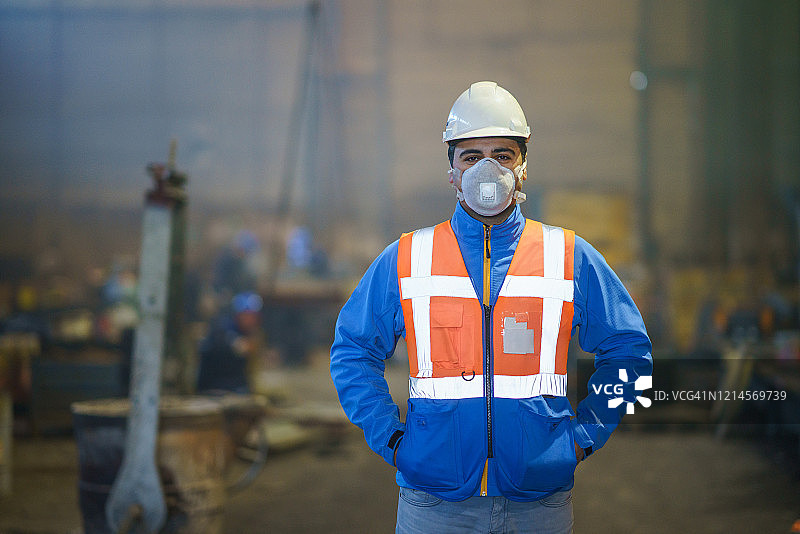 工厂工程师人像图片素材