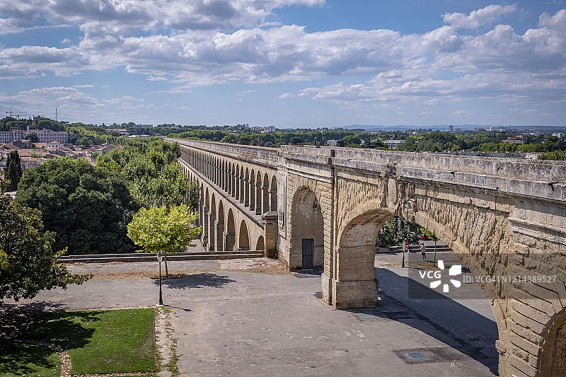 法国蒙彼利埃的渡槽图片素材