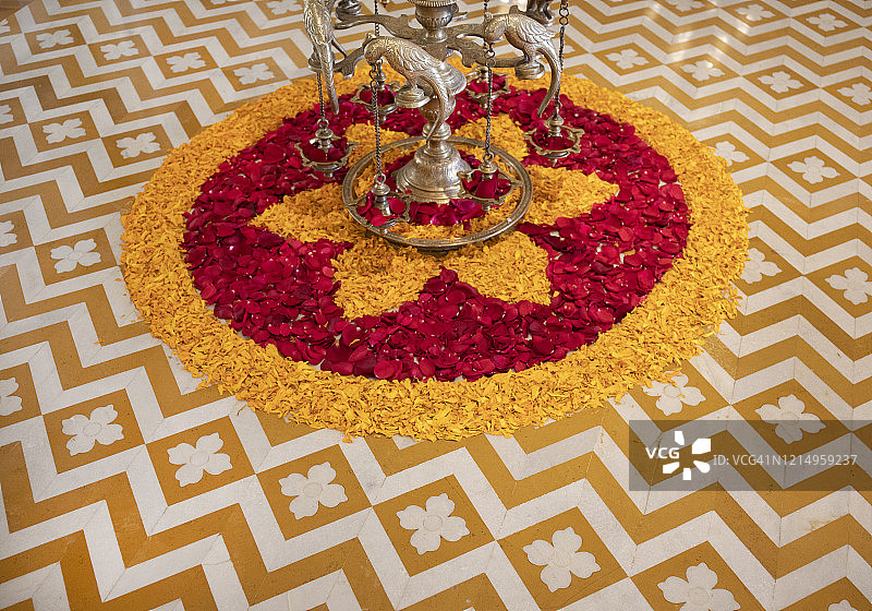 酒店地面的花卉装饰图片素材