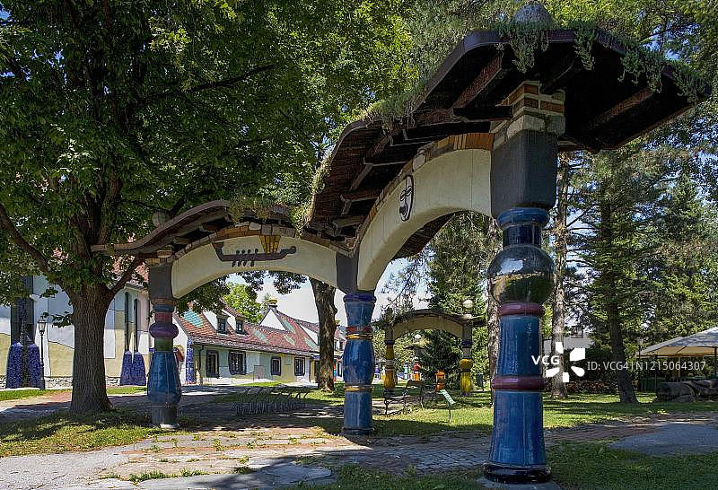 百水教堂：宗教和文化之门，位于奥地利施蒂利亚州图片素材