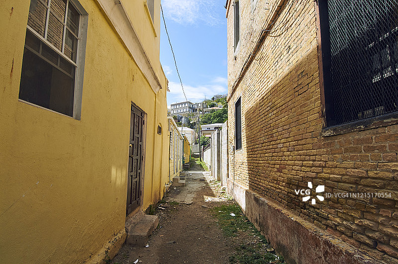 美国维尔京群岛圣托马斯市的小巷图片素材