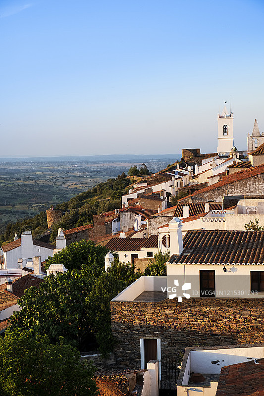 蒙萨拉兹：葡萄牙阿连特茹的中世纪村庄图片素材