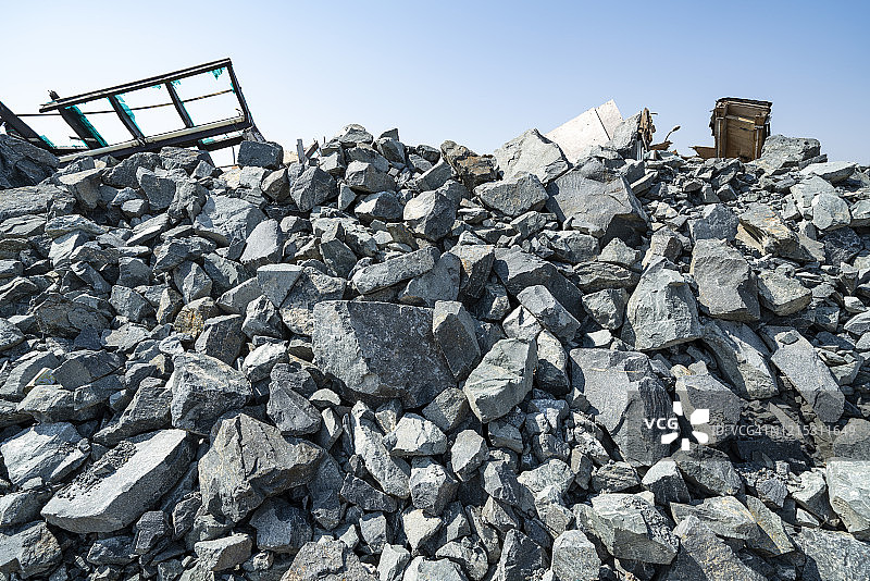 不同等级的石头和砾石堆图片素材