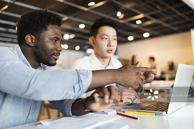 我对你的工作印象深刻！图片素材