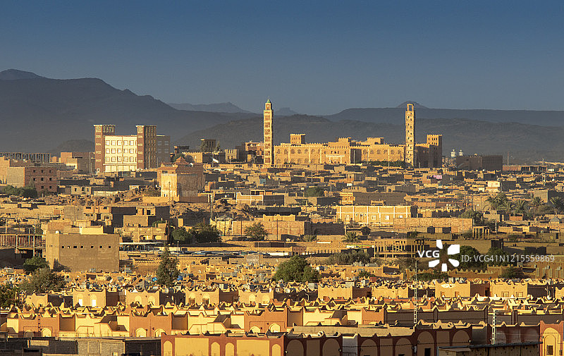 塔曼拉塞特的沙色城市图片素材
